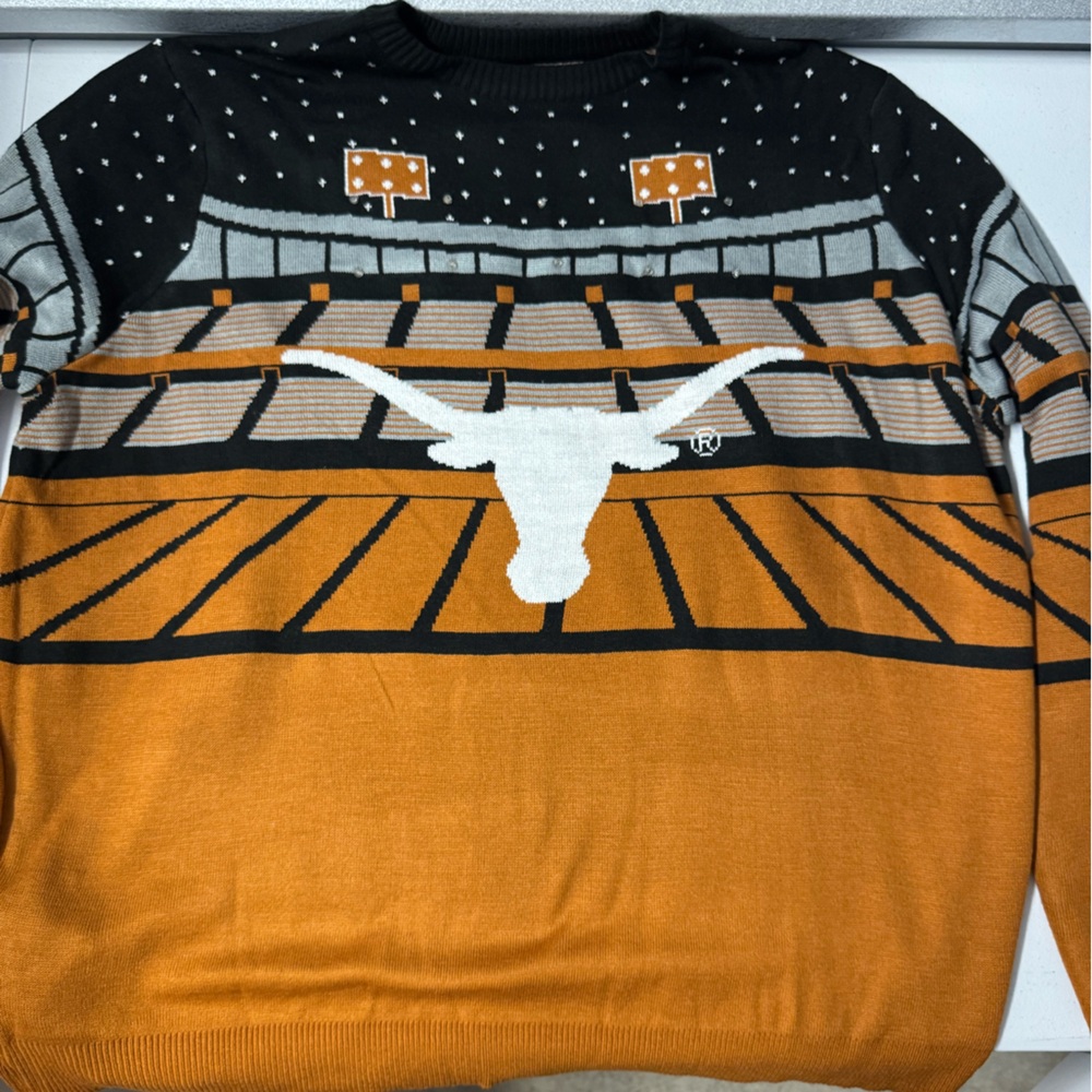 Men's Texas Longhorns Crewneck Bluetooth Stadium Design Pullover Sweater